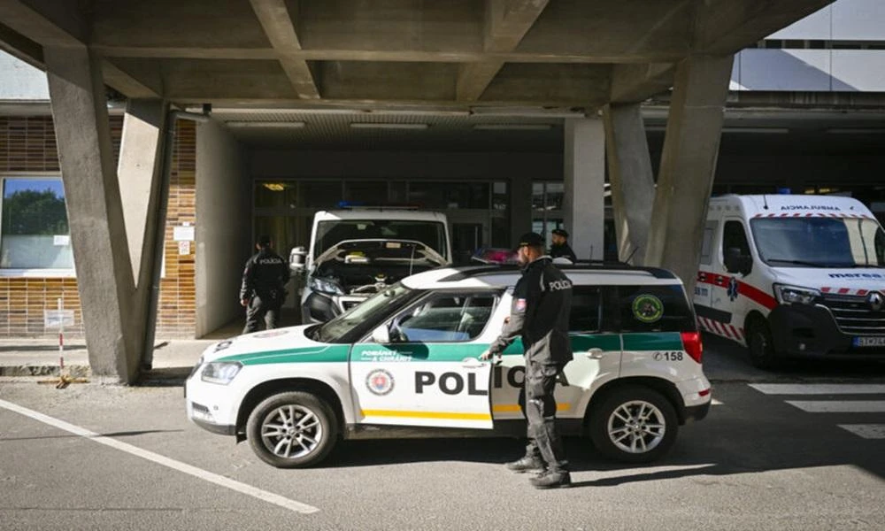 Επίθεση από μαθητή με μαχαίρι σε σχολείο στη Σλοβακία